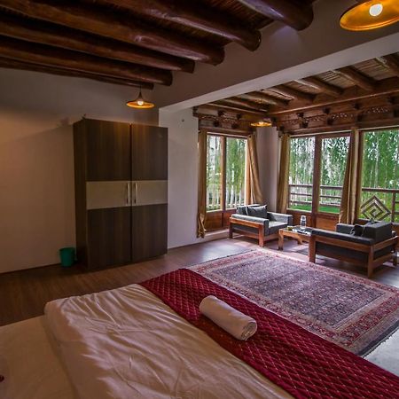 Tongspon Inn Лех Екстериор снимка