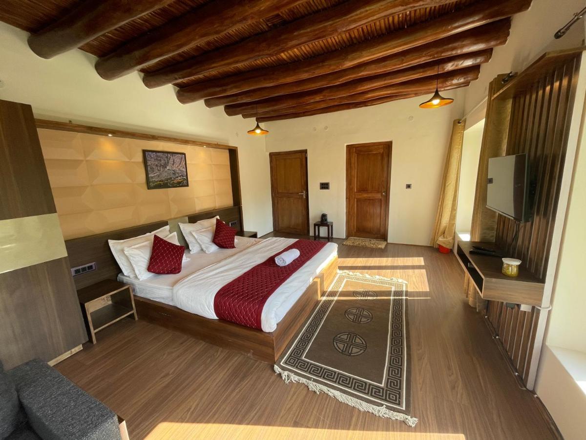 Tongspon Inn Лех Екстериор снимка