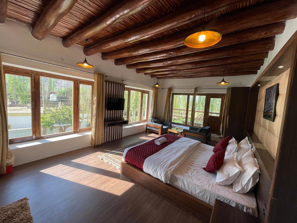 Tongspon Inn Лех Екстериор снимка